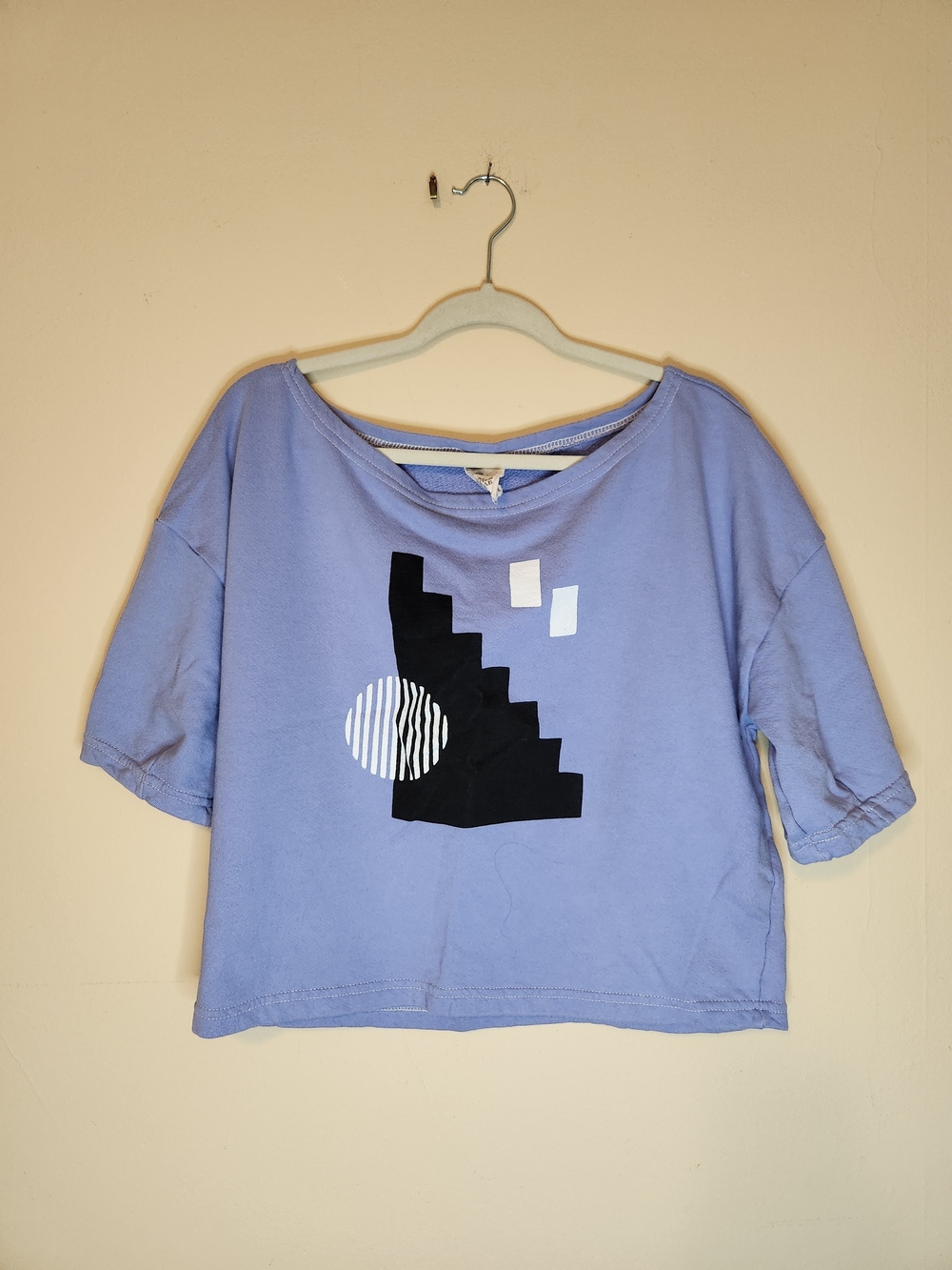 Lavender Graphic Cropped Tee